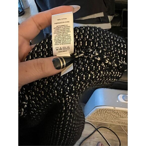 Express Women’s Black & White Long Bat Wing Cardigan Size XS/S - Picture 7 of 8